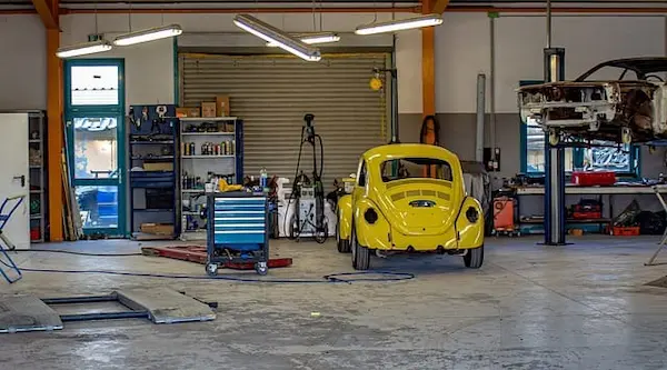 Kfz-Werkstatt an der Costa Blanca – Wartung, Reparatur und Service für Fahrzeuge